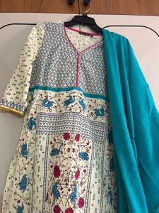 Women's Ethnic Kurta Set