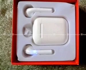 i12 TWS Wireless Earbuds