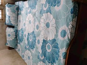 Floral Print Bedsheet Set