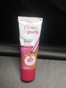 Deep Nourishing Moisturiser + Multivitamin Cream