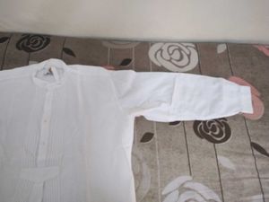 SALE!!ivory classic white tunic top