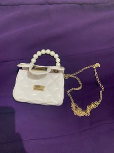 White Pearl Slingbag