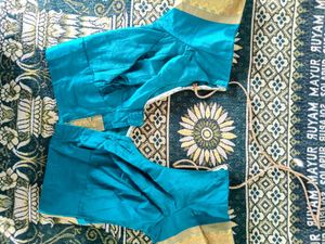 Elegant Peacock color Saree with blouse