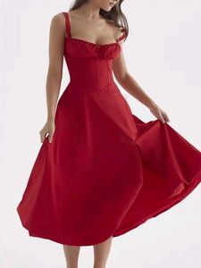 Red dress with corset back and knee lenth