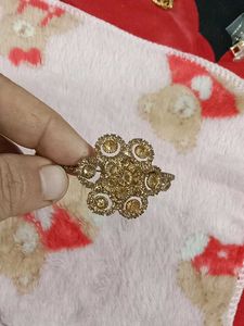 Exquisite Vintage-Inspired Rhinestone Ring and Bra