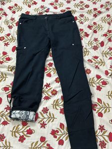 Women High-rise Cotton Cargo Pant With Capri(2in1)