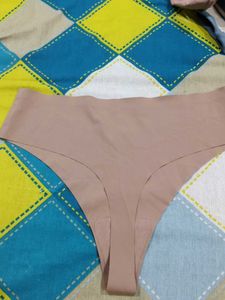 Seamless Thong Panty high waist