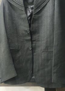 Part Wear Blazer For Men  Chest 42 Waist 32 Ysed Once In Marriage