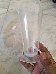 Plastic Measuring Cup