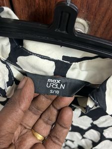 Max Chic Black &amp; White Print Dress- Size S