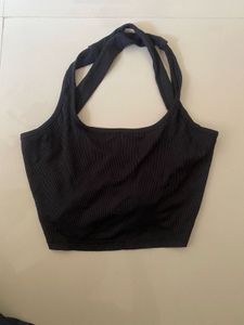black backless top