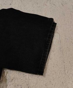 Classic Black Wide-Leg Jeans