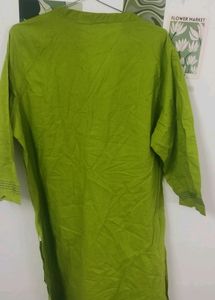 Karigari green kurti!