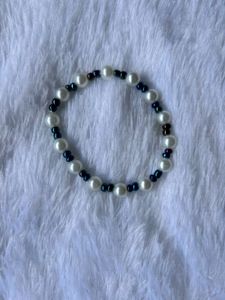 Breclet With Pearl