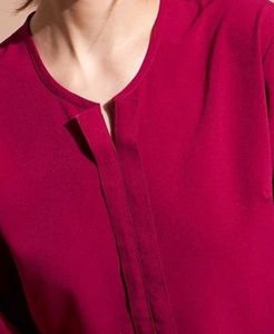 women solid round neck top