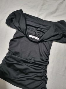 Chic Off-Shoulder Ruched top