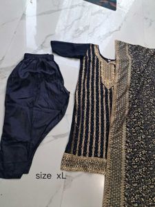 Elegant Black &amp; Gold Salwar Suit 3pc xl