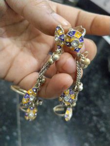 Exquisite Ring with Chain