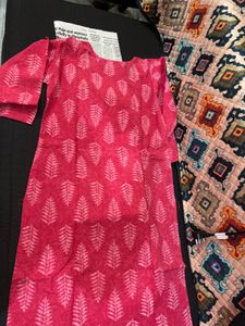 Pink Leaf Print Kurta