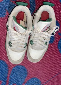 Air Jordan 4 Sneakers