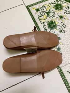 brown flats