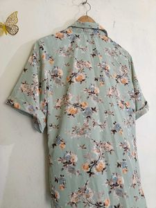 Pastel green half shirt