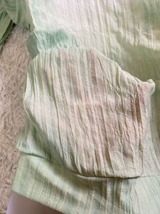 deep neck Green Textured Long Sleeve Top