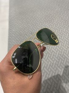 Ray-Ban Aviator Sunglasses