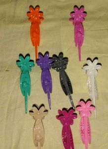 HAIR CLAWS
