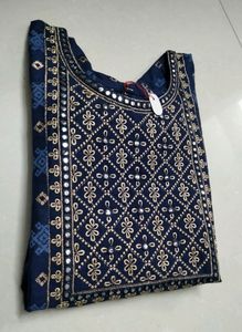 *Brand New Trendy Frock Kurti