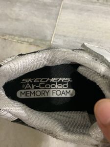 Skechers