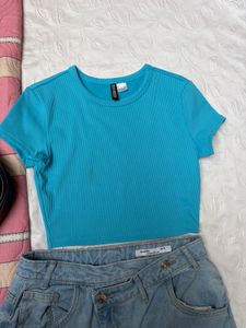 H&amp;M Ribbed Fitted Crop Top