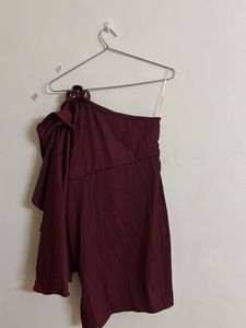 Chic One-Shoulder Ruched Dress