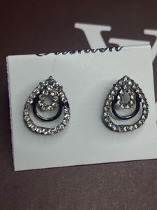 Sparkling Teardrop Earrings