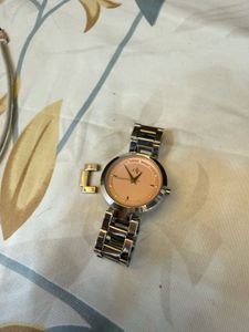 Elegant DRESSBERRY Watch