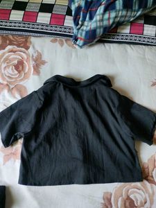 Chic Black Collared Button-Up Top