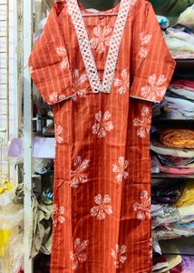 M, L size Rust Floral Kurta Set