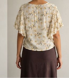 Floral Print Ruffle Sleeve Top