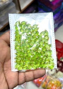 Green Beaded glass Charms for Jewelry 100pi