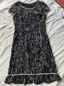 Chic Black &amp; White Polka Dot Midi Dress