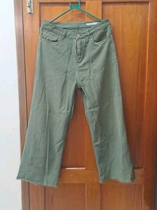 Olive Green Wide Leg Cropped Pants