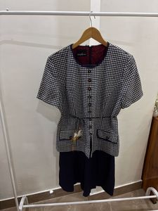 Navy Blue &amp; White houndstooth Pleat Dress