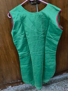 Green Embroidered Kurta Top