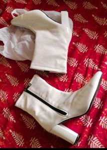 White Ankle Boots with Block Heel