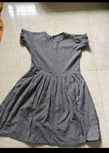 Gingham Ruffle Sleeve 👗 Dress