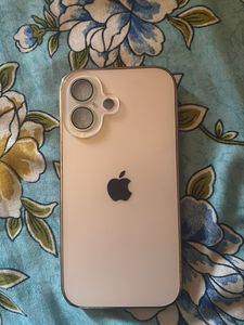 iPhone 16 cover