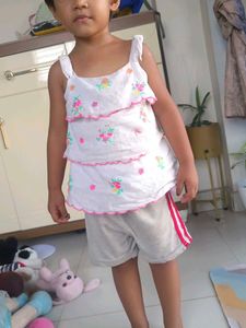 Cute Floral Tiered Top & Shorts Set