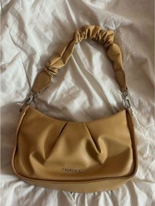 old money office siren coded shoulder bag