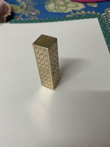 estee lauder scarlet kiss