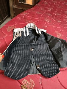 4 piece suit set for boy with bow tie Reserve Fo
